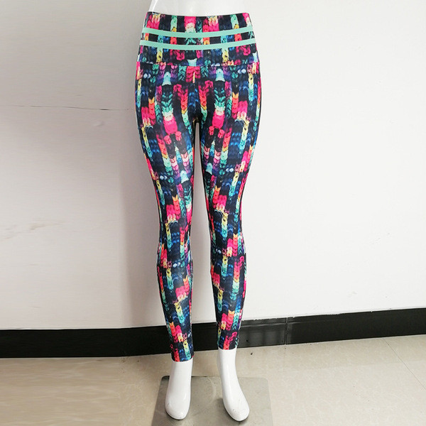 Sporta krāsas ķīlis ar augstu vidukli