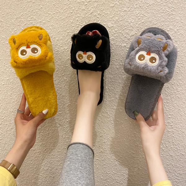 Pašdarinātas sieviešu čības ar 3D rotājumu pūces formā