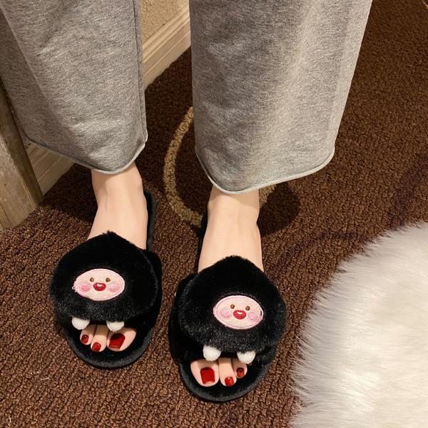 Női papucs lapos talppal, 3D díszítéssel