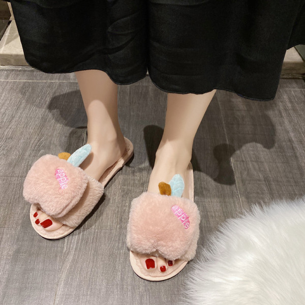 Dūnainas sieviešu čības ar 3D apdari ābola formā