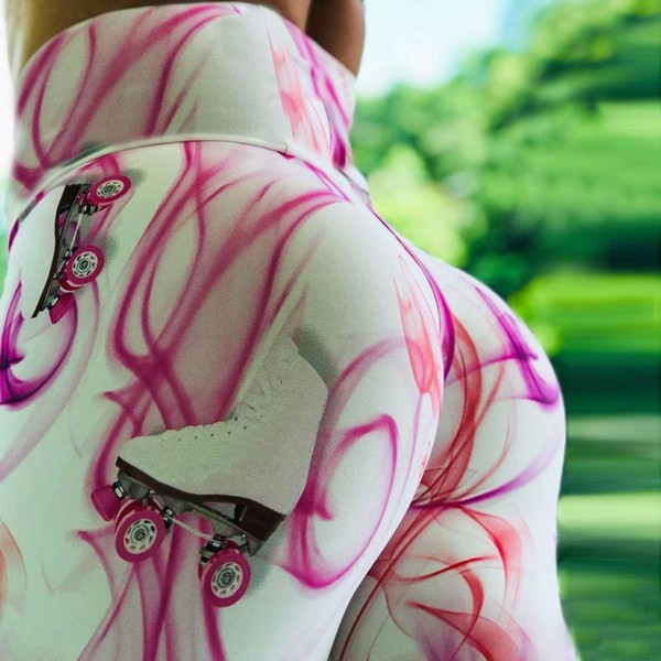 Sporta legingi ar augstu vidukli un apdruku