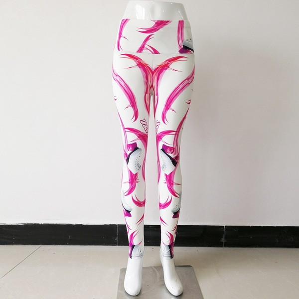 Sporta legingi ar augstu vidukli un apdruku