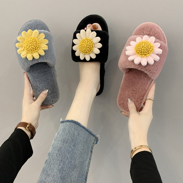 Dūnainas čības ar plakanu zoli un 3D rotājumu zieda formā