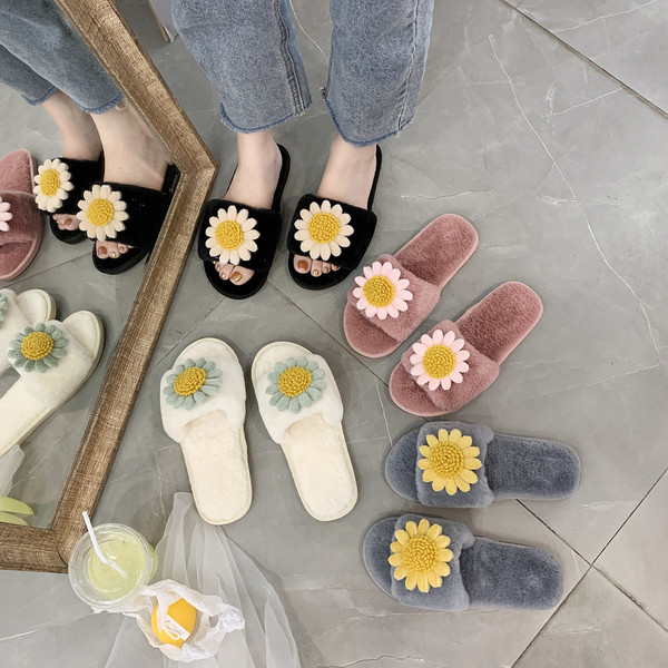 Dūnainas čības ar plakanu zoli un 3D rotājumu zieda formā