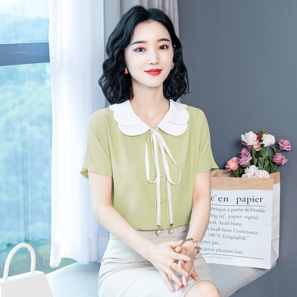 Naiste lipsude ja spitsikaelusega šifoonisärk