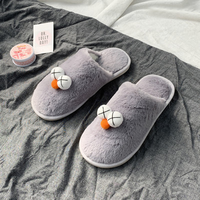 Kényelmes otthoni női papucs 3D elemekkel