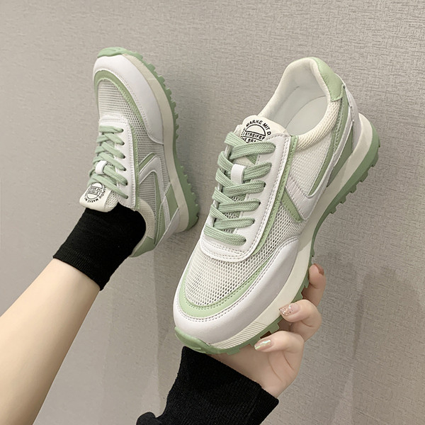 Női alkalmi tornacipő színes talppal