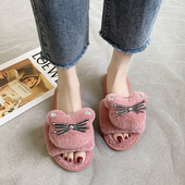 Jauns sieviešu čību modelis ar 3D apdari un akmentiņiem