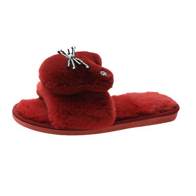 Jauns sieviešu čību modelis ar 3D apdari un akmentiņiem