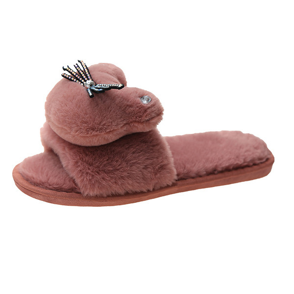 Jauns sieviešu čību modelis ar 3D apdari un akmentiņiem