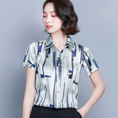 Krāsains sieviešu krekls ar klasisku apkakli un īsām piedurknēm