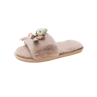 Házi készítésű női papucs szalaggal és macival