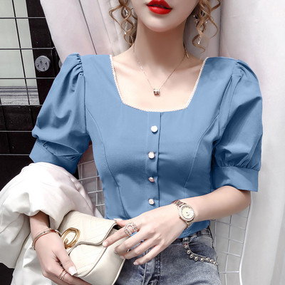 Sieviešu šifona krekls ar kvadrātveida kakla izgriezumu un platām piedurknēm