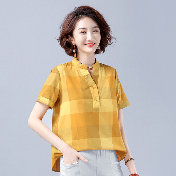 Sieviešu plats krekls ar zemu apkakli un pogām