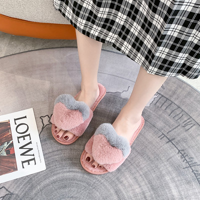 Pašdarinātas sieviešu dūnu čības ar plakanu zoli un sirdi