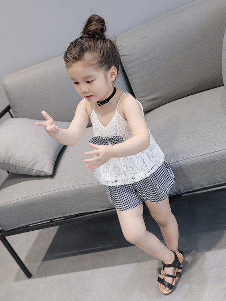 Moodne pitsiga lastekomplekt tüdrukutele