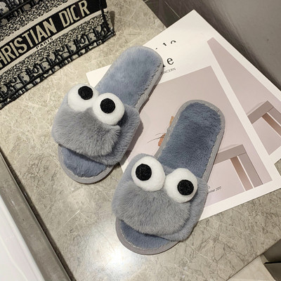 Pašdarinātas sieviešu čības ar 3D apdari un dūnām