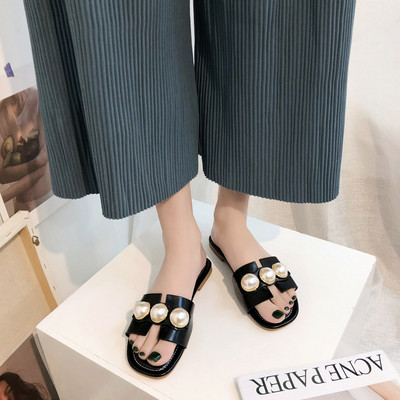 Modern női papucs eco bőrből, gyöngyökkel