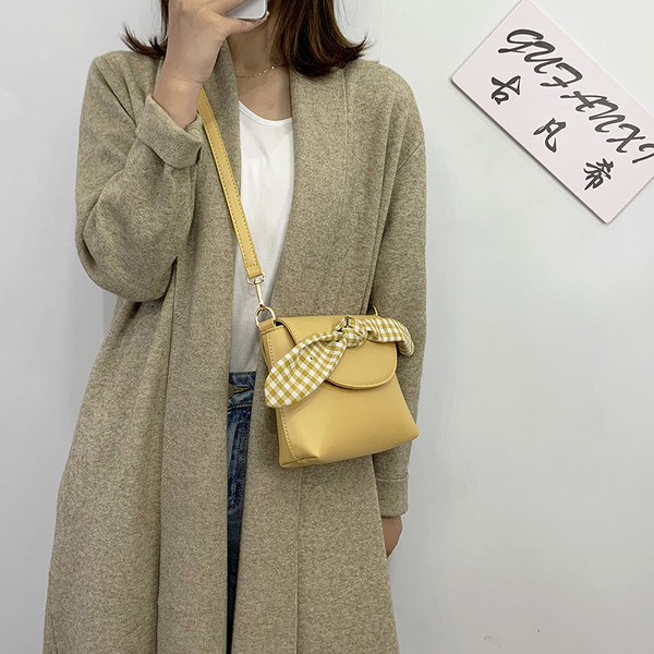 Sieviešu maza eko ādas soma ar auduma lentīti