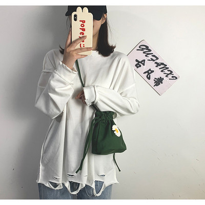 Sieviešu moderna auduma soma ar ziedu elementu