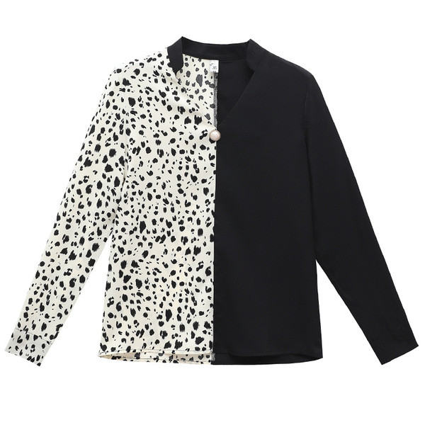 Szatén női ing gombbal és spitz nyakkivágással