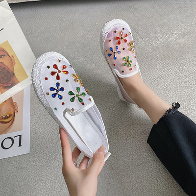 Alkalmi női mokaszinok - két modell kövekkel és flitterekkel