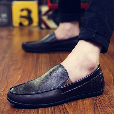 Vīriešu ādas mokasīni - tīrs modelis