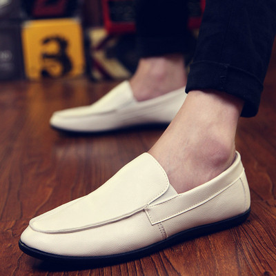 Vīriešu ādas mokasīni - tīrs modelis