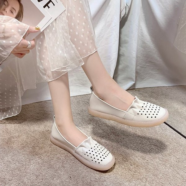 Sieviešu mokasīni no eko ādas ar plakanu zoli