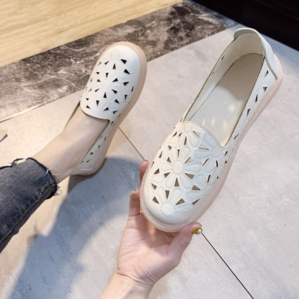 Légáteresztő női mokaszin puha talppal