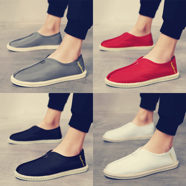 Ikdienas vīriešu mokasīni ar izšuvumiem