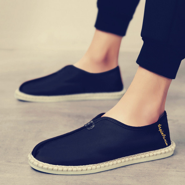 Ikdienas vīriešu mokasīni ar izšuvumiem