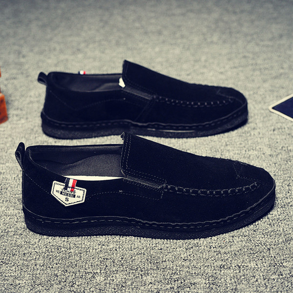 Férfi velúr mokaszinok rátéttel