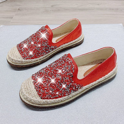 Új modell női mokaszin kövekkel