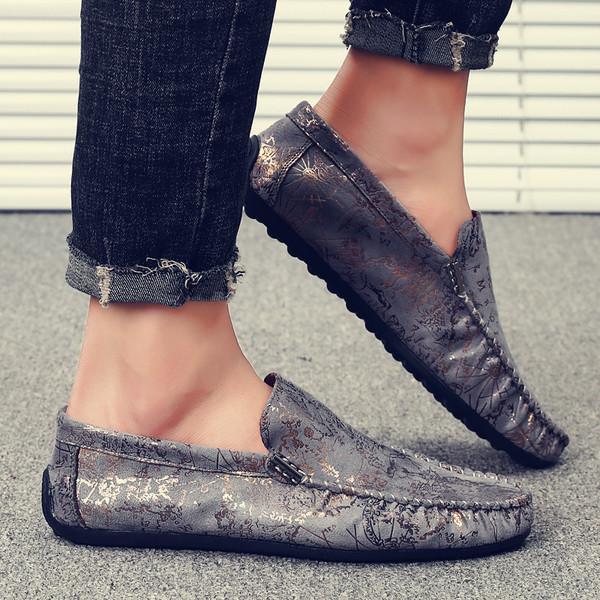 Ανδρικά μοκασίνια με τύπωμα