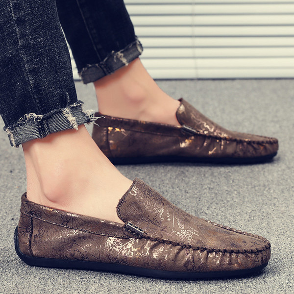 Ανδρικά μοκασίνια με τύπωμα