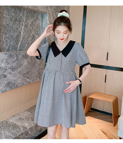 Kockás ruha terhes nőknek, rövid ujjú, klasszikus gallérral