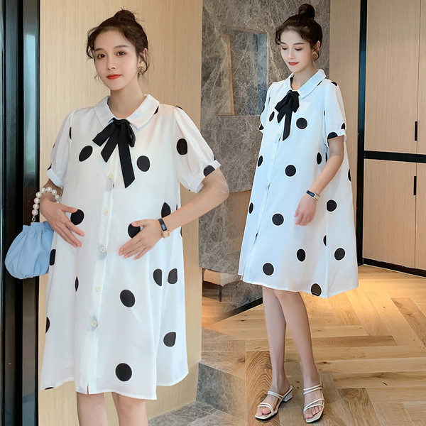 Modern pöttyös ruha terhes nőknek, rövid ujjal és szalaggal