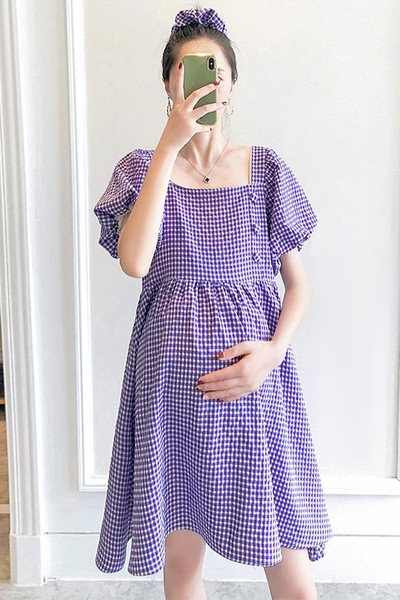 Alkalmi ruha terhes nők számára, rövid ujjú modell