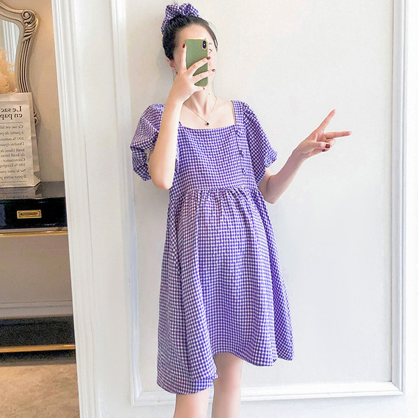 Alkalmi ruha terhes nők számára, rövid ujjú modell