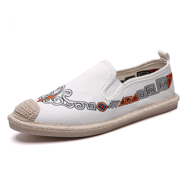 Férfi textil mokaszinok hímzéssel