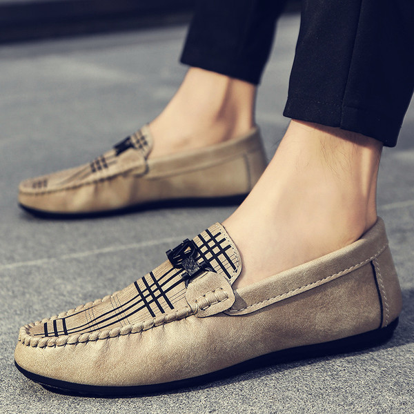 Eco velúr mokaszinok fém elemmel