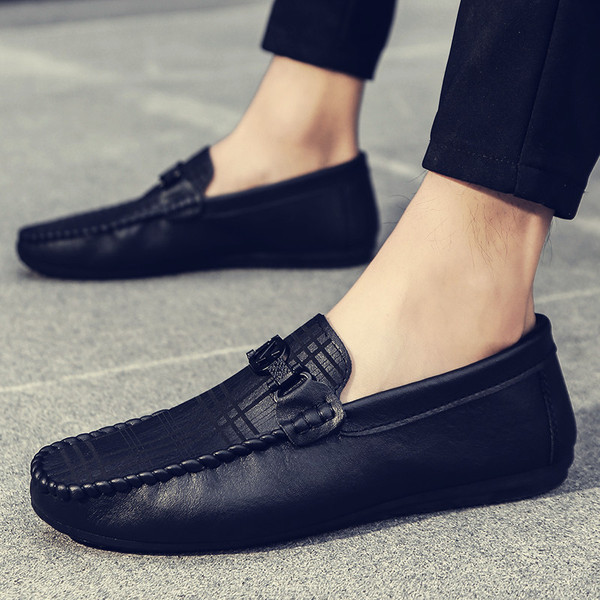 Eco velúr mokaszinok fém elemmel