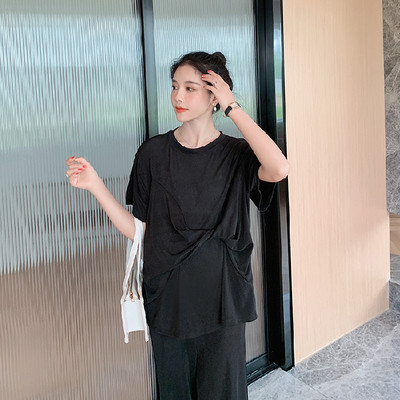 Kasdieninis rinkinys nėščiosioms, įskaitant marškinėlius ir plačias kelnes