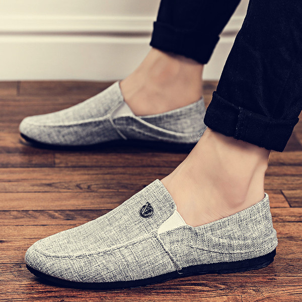 Alkalmi textil mokaszinok fém elemmel