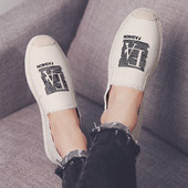 Alkalmi férfi textil mokaszinok hímzéssel