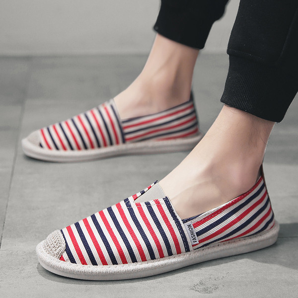 Ανδρικά μοκασίνια με ρίγες