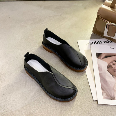 Γυναικεία ρετρό μοκασίνια από οικολογικό δέρμα