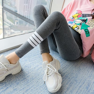 Valgete triipudega spordiretuusid rasedatele