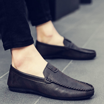 Modern férfi mokaszinok öko bőrből